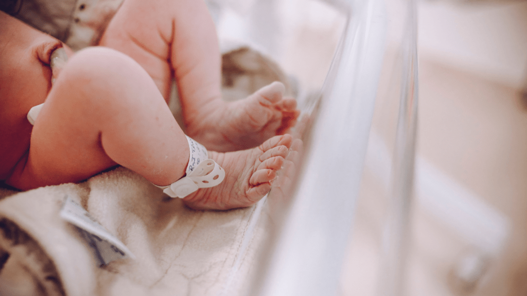 a foot of new born baby